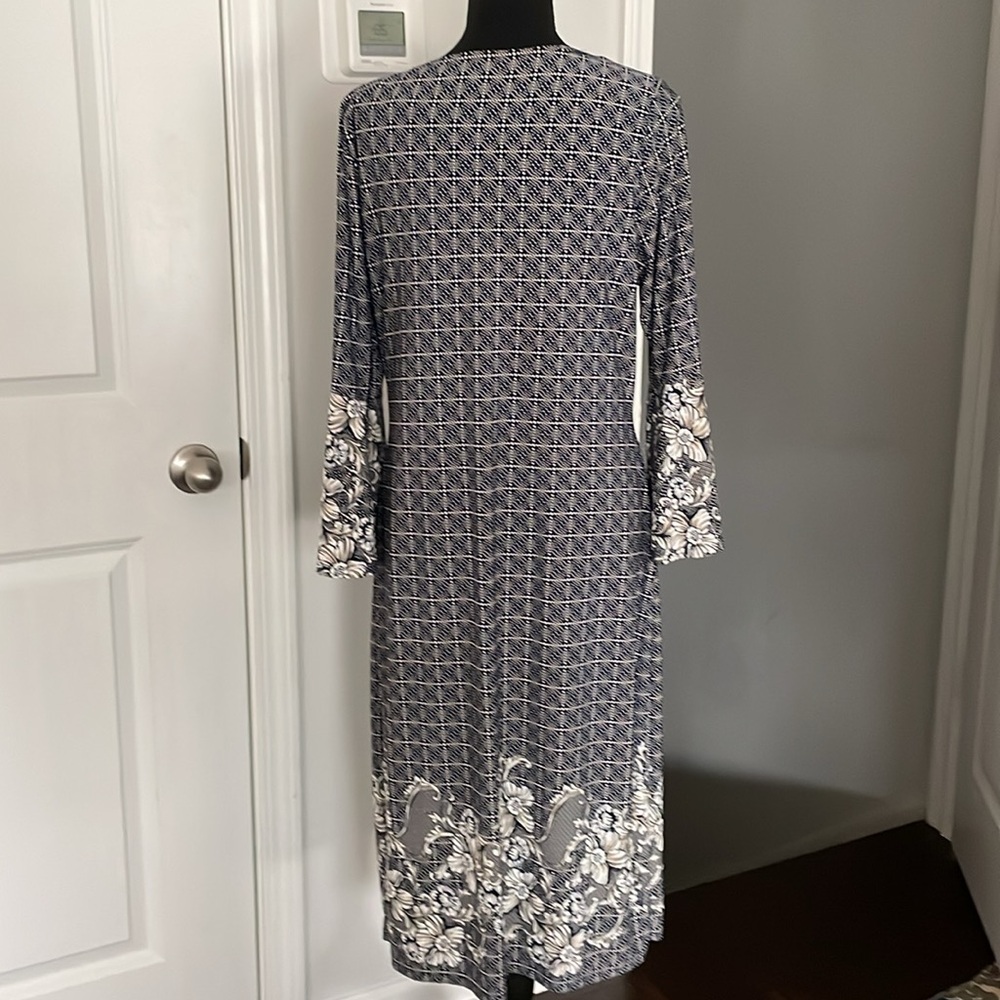 Glamour Dress Women Size 14P Navy Gray White Print Slim Cut Trumpet Sleeves - Picture 8 of 11